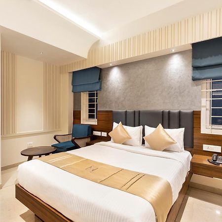 Narthaki Boutique Hotel Bangalore Exterior photo